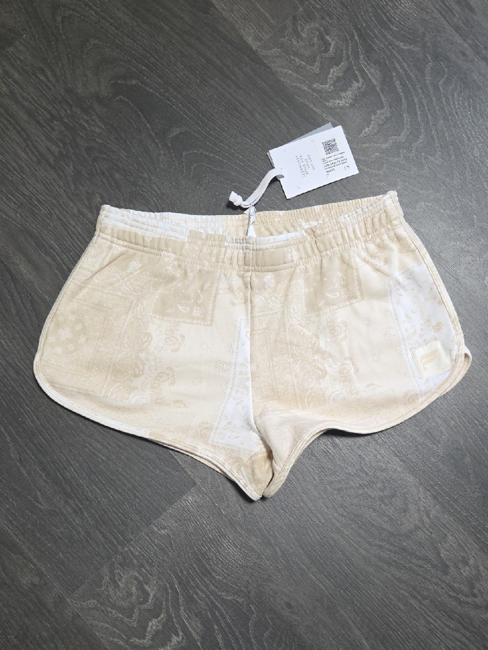 NWT Fabletics Year Round Terry Dolphin Short Size S